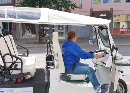 stadsvandring i tuk tuk i Helsingfors